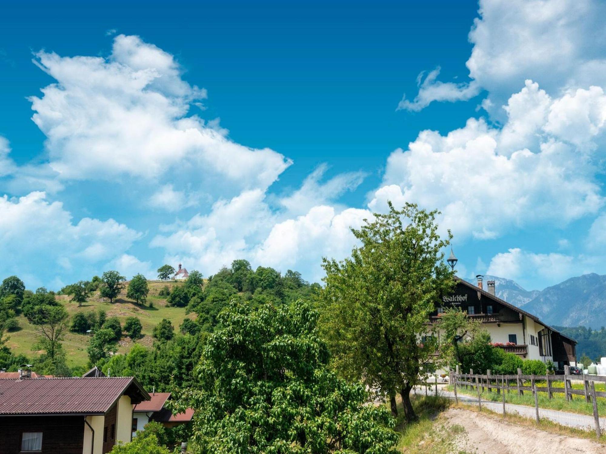 Property In Kirchbichl Bagian luar foto