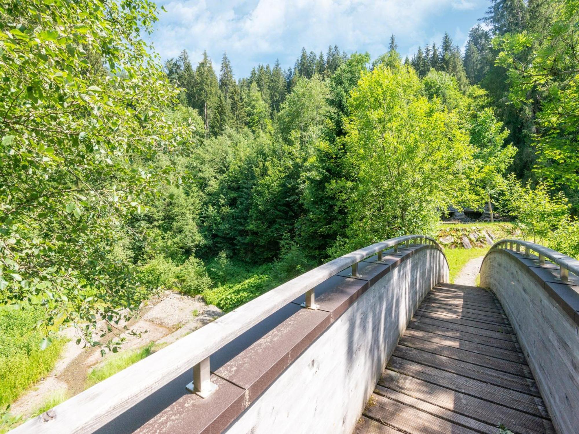 Property In Kirchbichl Bagian luar foto
