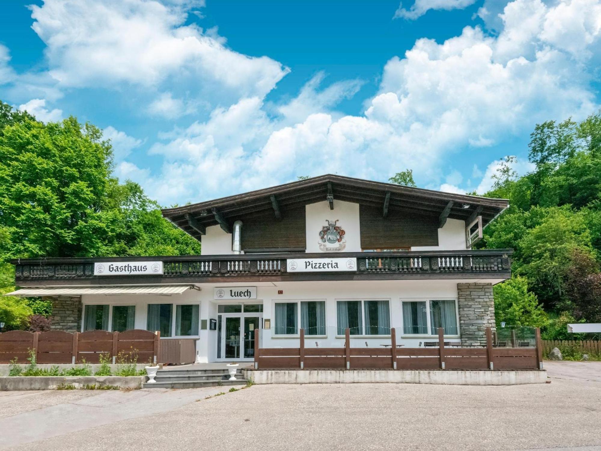 Property In Kirchbichl Bagian luar foto