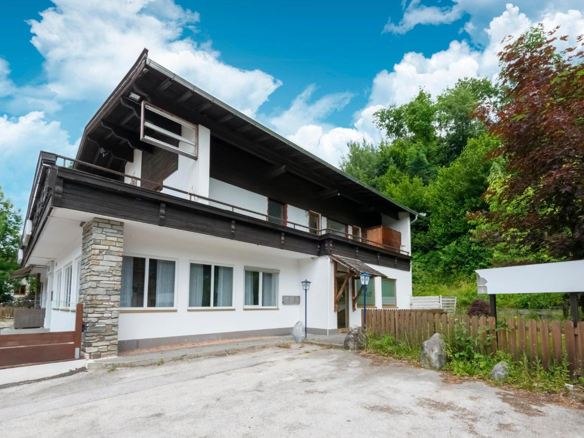 Property In Kirchbichl Bagian luar foto
